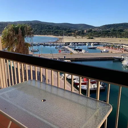 Apartment Climatise 4 Couchages Vue